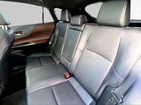 Used 2024 Toyota Venza Limited AWD/4WD image 22