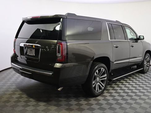 Used 2019 GMC Yukon XL Denali w/ Denali Ultimate Package image 6