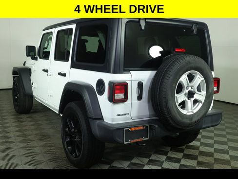 Used 2022 Jeep Wrangler Unlimited Sport S image 8