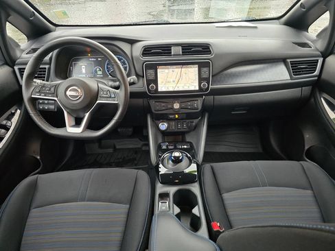 Used 2024 Nissan Leaf SV Plus FWD image 14