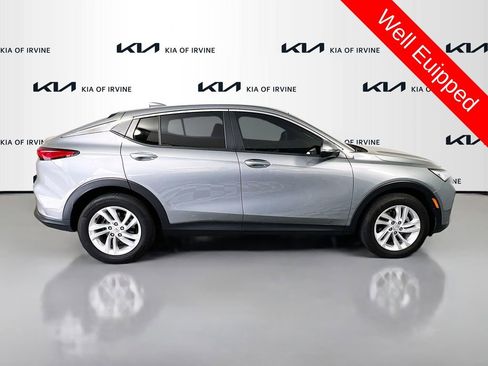 Used 2024 Buick Envista Preferred w/ Convenience II Package FWD image 8