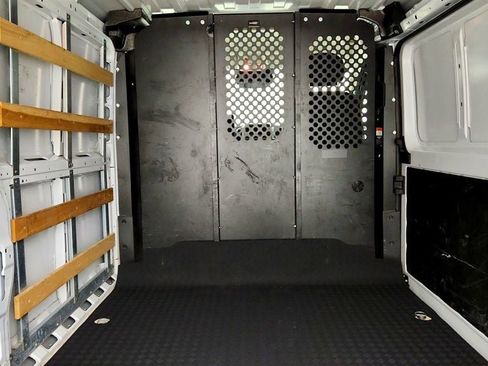 Used 2025 RAM ProMaster 2500 w/ U-Haul Equipment Group FWD image 21