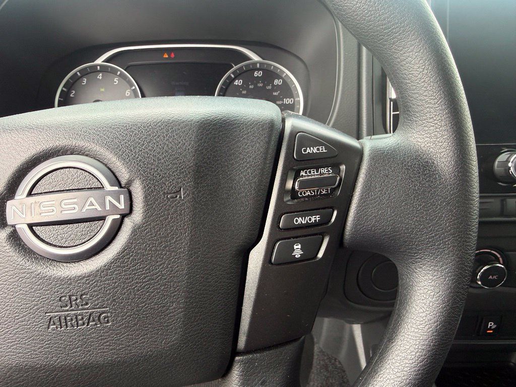 Used 2025 Nissan Frontier S RWD image 15