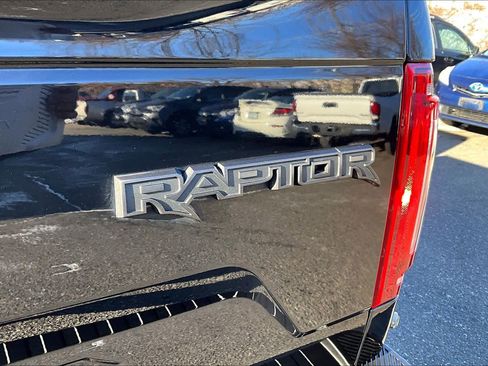 Used 2019 Ford F150 Raptor image 9