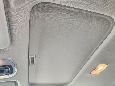 Used 2025 Hyundai Elantra SEL FWD image 25
