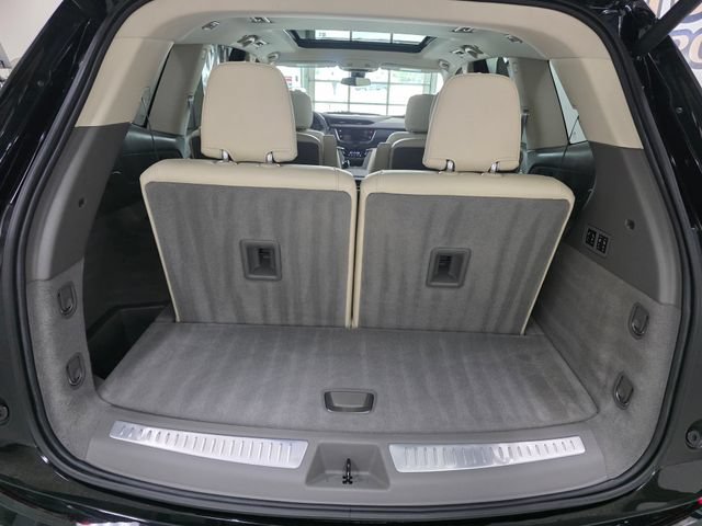 Used 2024 Cadillac XT6 Premium Luxury AWD/4WD image 7