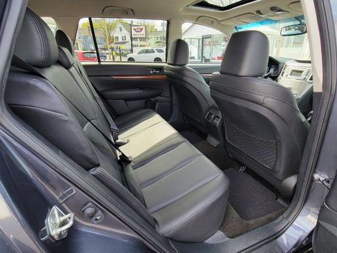 Used 2014 Subaru Outback 2.5i Limited AWD/4WD image 21