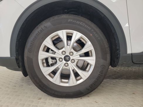 Used 2025 Ford Escape Active AWD/4WD image 9
