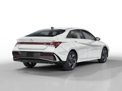 New 2026 Hyundai Elantra Limited FWD image 3