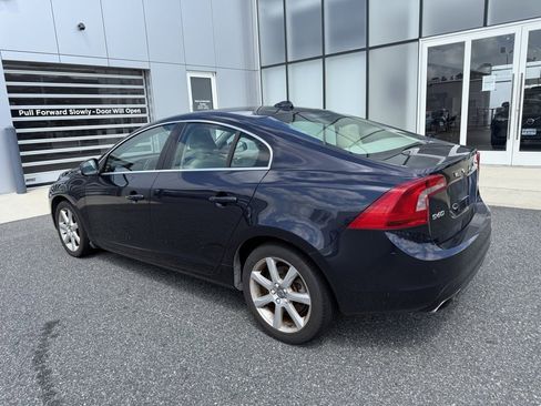 Used 2016 Volvo S60 T5 Premier image 3