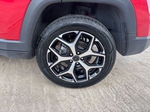 Used 2025 Jeep Compass Limited AWD/4WD image 31