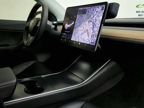 Used 2020 Tesla Model Y Long Range AWD/4WD image 33