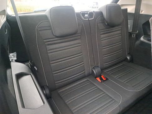 Used 2023 Volkswagen Tiguan S image 12