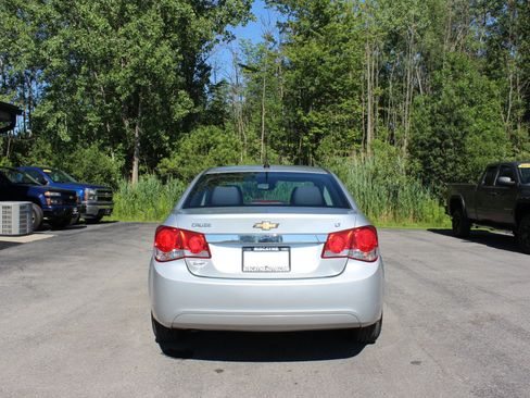 Used 2014 Chevrolet Cruze LT FWD image 6