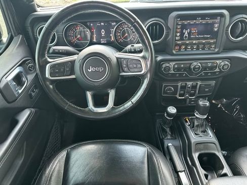 Used 2021 Jeep Wrangler Unlimited Sahara AWD/4WD image 14