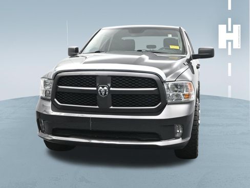 Used 2019 RAM 1500 Express w/ Express Value Package RWD image 2