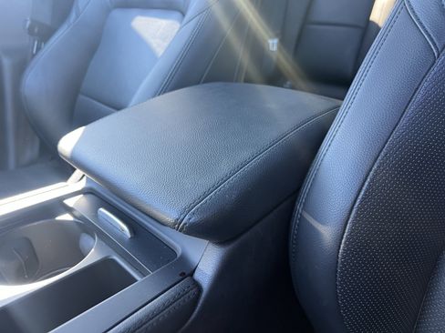 Certified 2023 Jaguar F-PACE S image 28