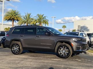 Certified 2025 Jeep Grand Cherokee L Limited w/ Luxury Tech Group II video 1