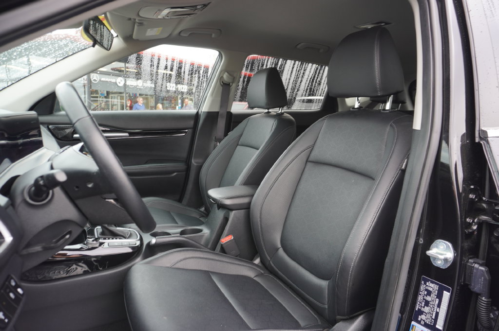 Used 2025 Kia Seltos EX AWD/4WD image 21