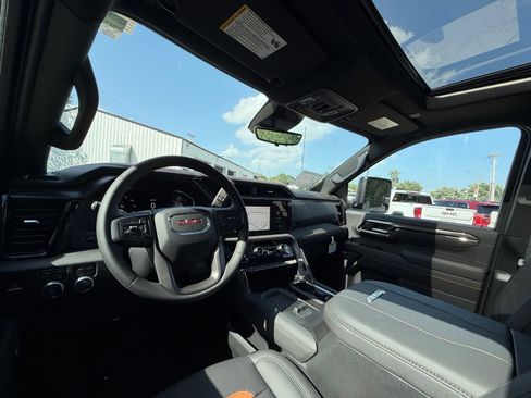 New 2026 GMC Sierra 2500 AT4 w/ AT4 Premium Plus Package AWD/4WD image 24