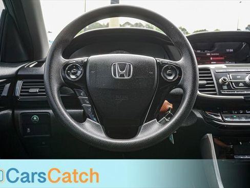 Used 2017 Honda Accord LX image 18