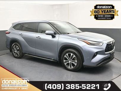 Used 2021 Toyota Highlander XLE