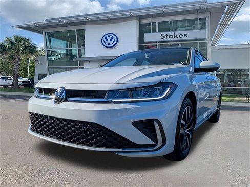 New 2026 Volkswagen Jetta SE image 8