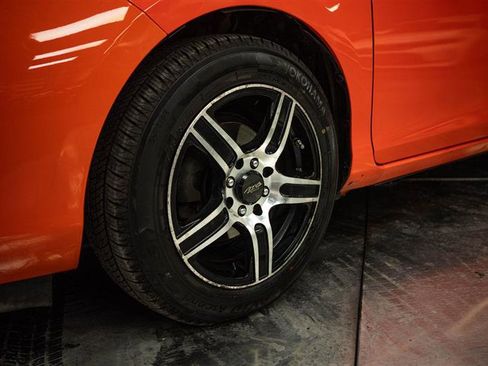 Used 2012 Toyota Prius C Two image 3