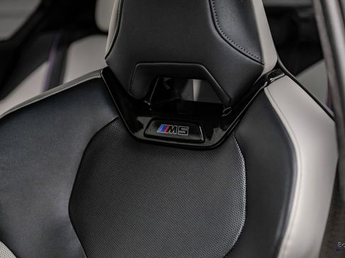 Used 2025 BMW M5 w/ Carbon Package AWD/4WD image 42