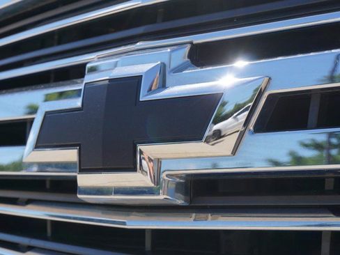 Used 2019 Chevrolet Tahoe Premier AWD/4WD image 11
