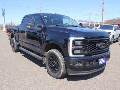 Certified 2025 Ford F350 Lariat w/ Lariat Ultimate Package AWD/4WD image 7