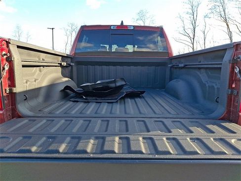 Used 2019 RAM 1500 Big Horn image 31