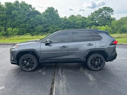 Used 2022 Toyota RAV4 XSE w/ XSE Grade Weather Package AWD/4WD image 6