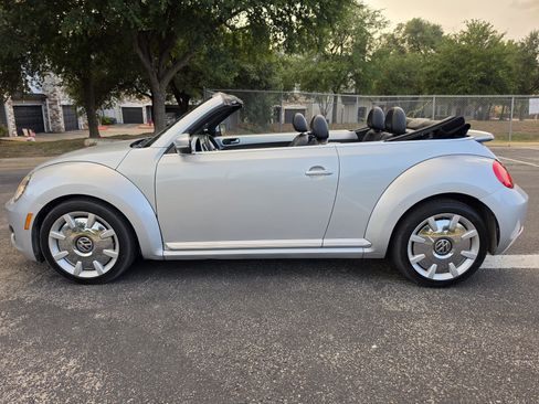 Used 2013 Volkswagen Beetle 2.5 FWD image 37