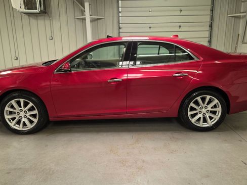 Used 2013 Chevrolet Malibu LTZ FWD image 3