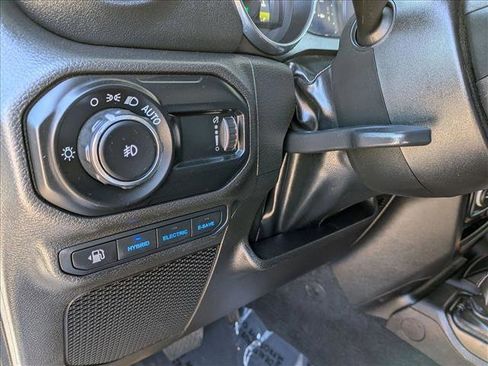 Used 2023 Jeep Wrangler Sahara w/ Cold Weather Group image 16