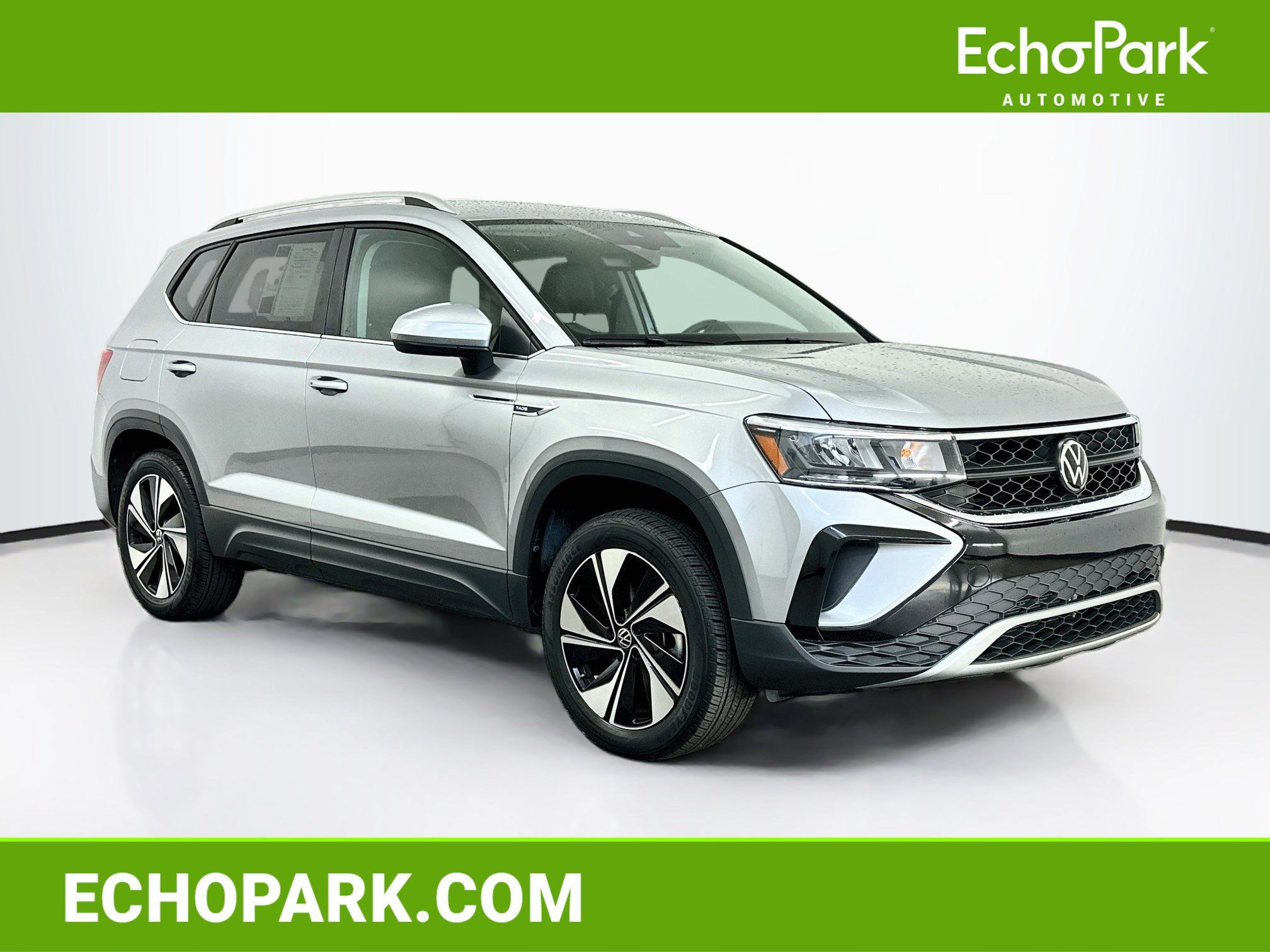 Used 2023 Volkswagen Taos SE AWD/4WD image 1