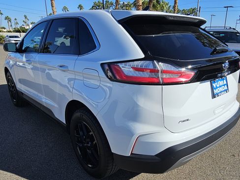 Used 2024 Ford Edge SEL image 7