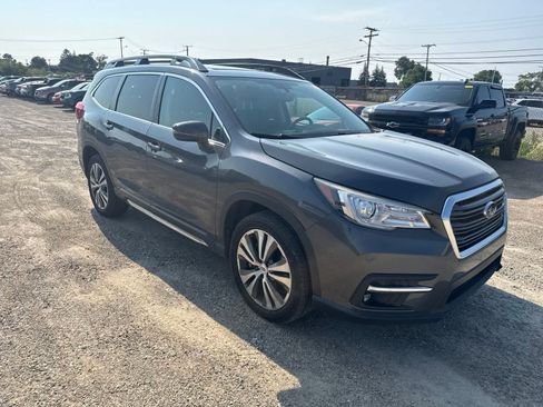 Used 2019 Subaru Ascent Limited AWD/4WD image 4