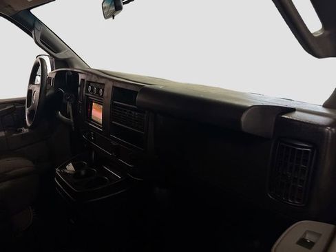 Used 2019 GMC Savana 2500 Work Van w/ Driver Convenience Package image 25