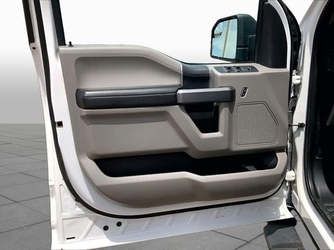 Used 2020 Ford F150 XLT RWD image 22