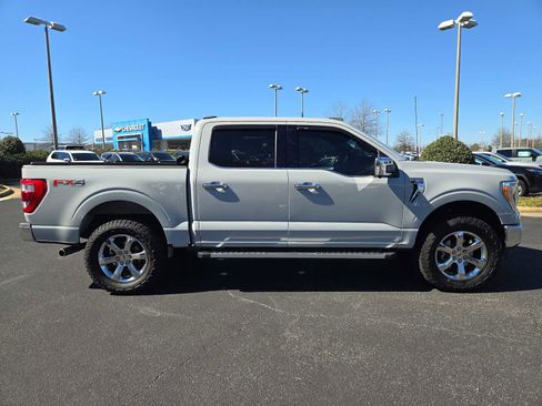 Used 2023 Ford F150 Lariat w/ Trailer Tow Package image 5