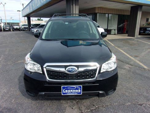Used 2016 Subaru Forester 2.5i Premium AWD/4WD image 3