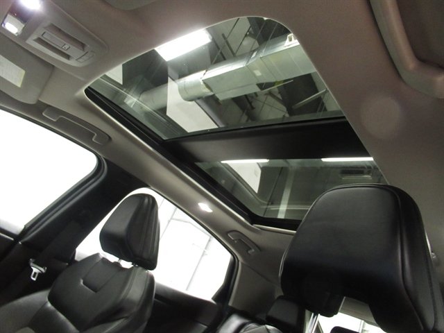 Used 2023 Nissan Ariya FWD image 24