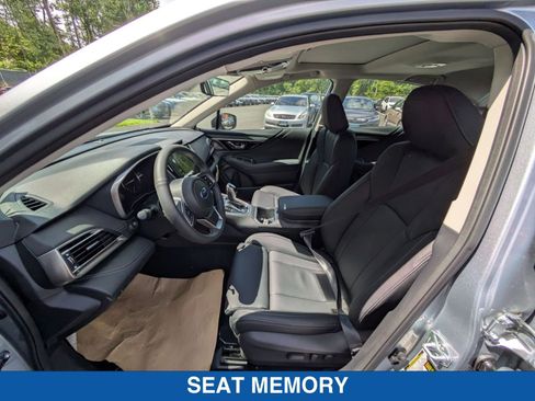 Certified 2025 Subaru Legacy Limited image 7