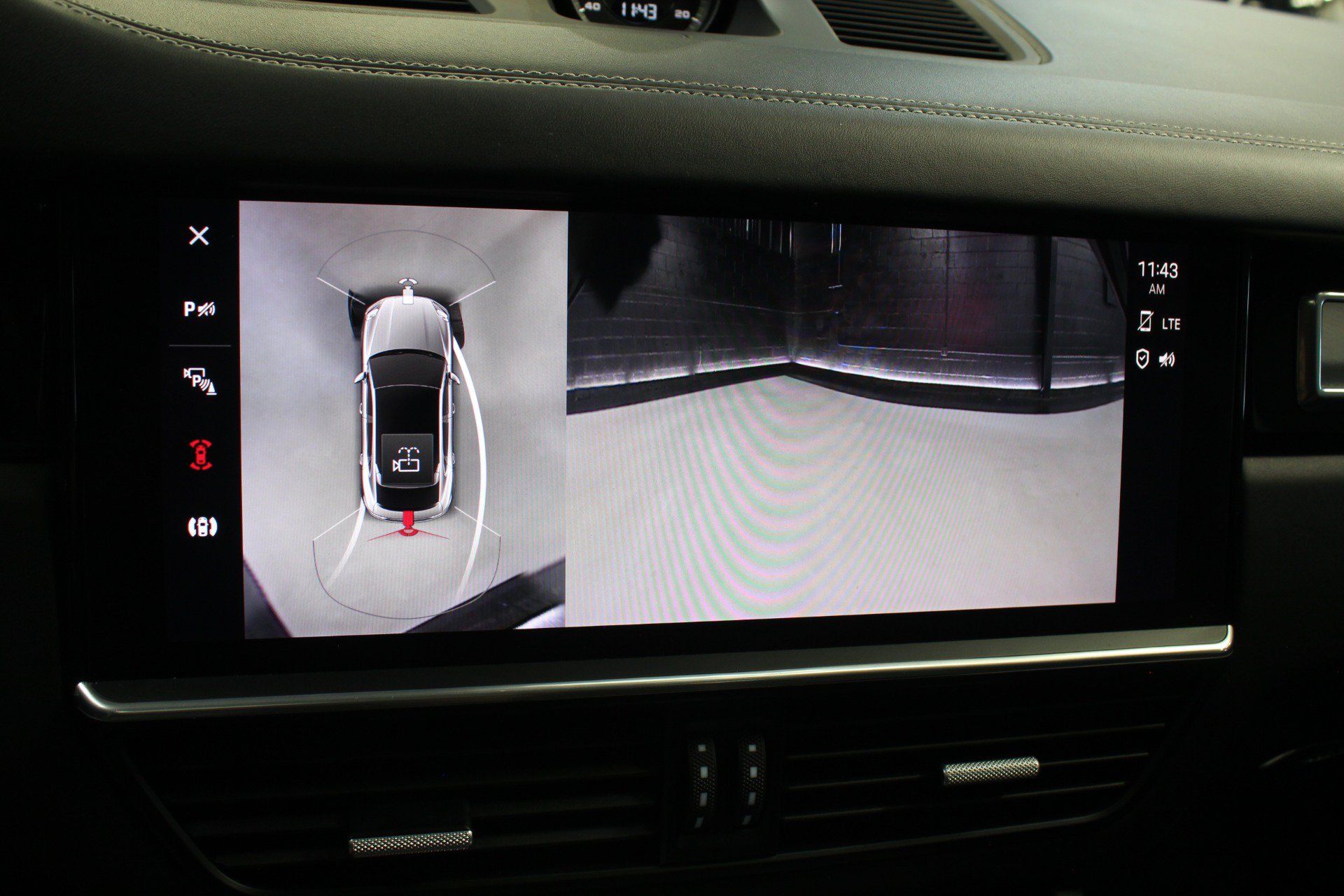 Used 2022 Porsche Cayenne Turbo AWD/4WD image 75