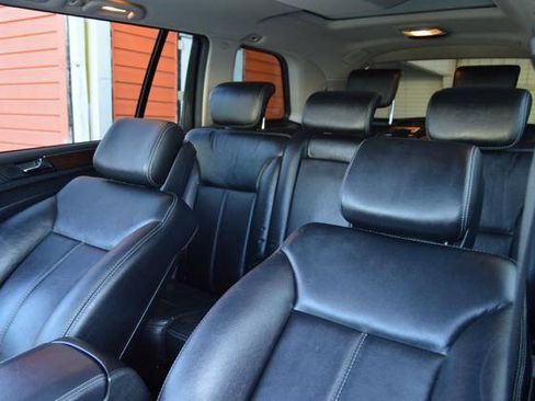 Used 2008 Mercedes-Benz GL 550 4MATIC image 49