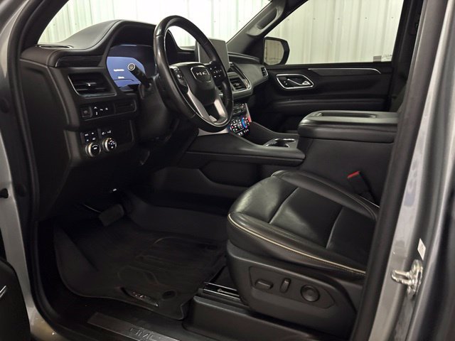 Used 2023 GMC Yukon SLT AWD/4WD image 36