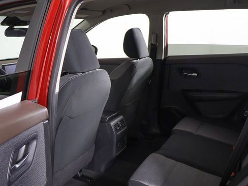 Used 2023 Nissan Rogue SV image 23