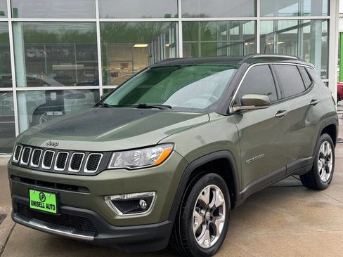 Used 2020 Jeep Compass Limited AWD/4WD image 3